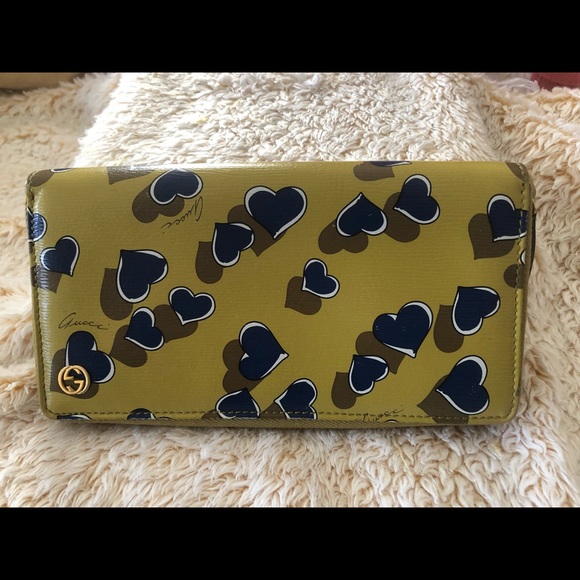 Authentic Gucci Long Wallet